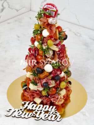 Подарочный мясной бокс набор с колбасками для парня, мужчины на новый год «Елочка»