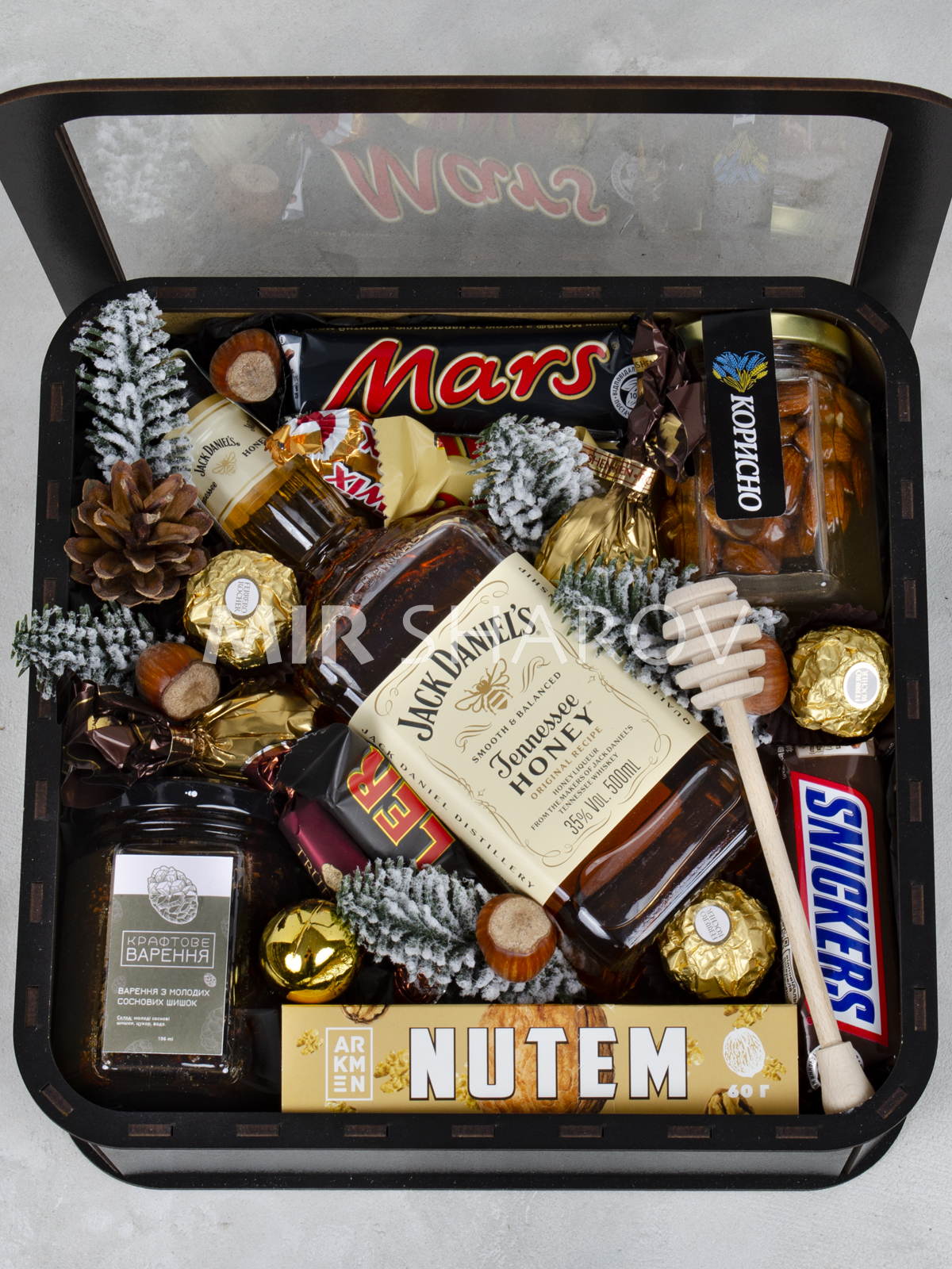 Подарочный новогодний бокс набор для мужчин с алкоголем на новый год