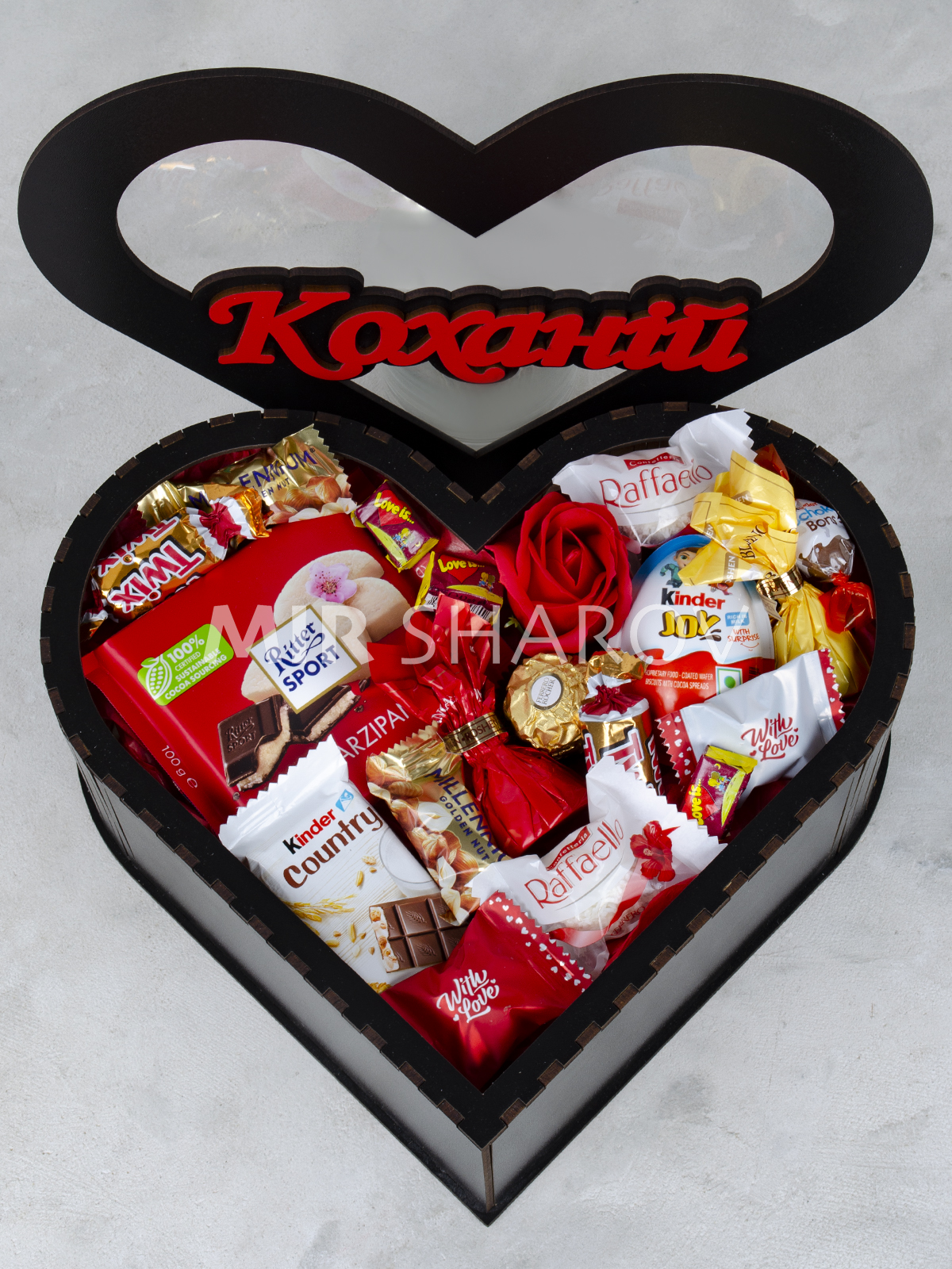 Коробка бокс со сладостями для девушки 